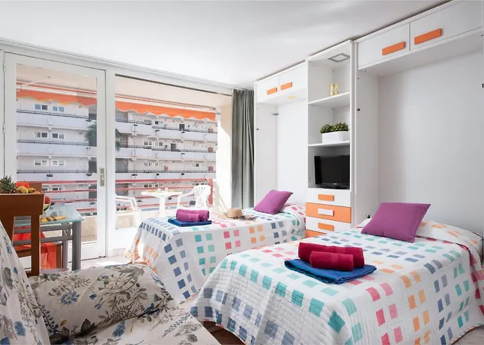 421 Olympia Building Remodelling * Плая-де-лас-Америкас