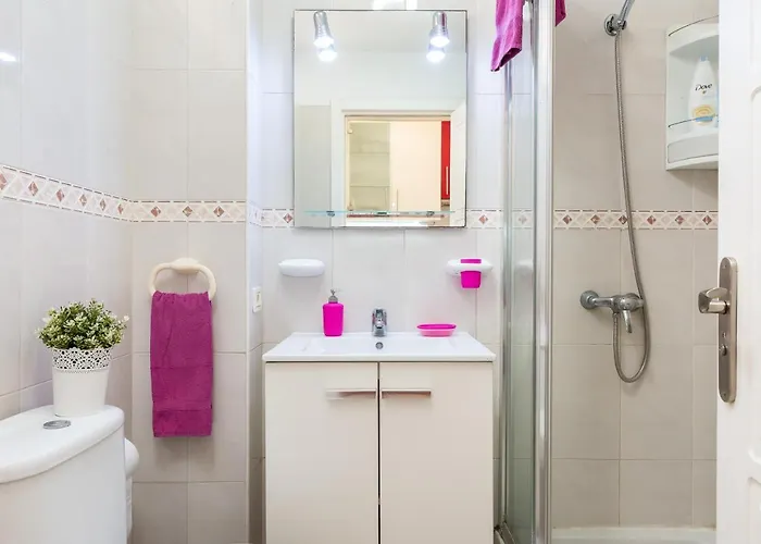 421 Olympia Building Remodelling * プラヤ・デ・ラス・アメリカス